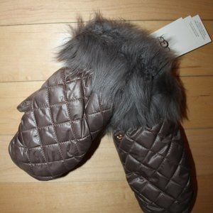 NWT UGG WOMEN'S QUILTED‎ GRAY MITTENS